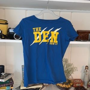 UCLA Den Tshirt